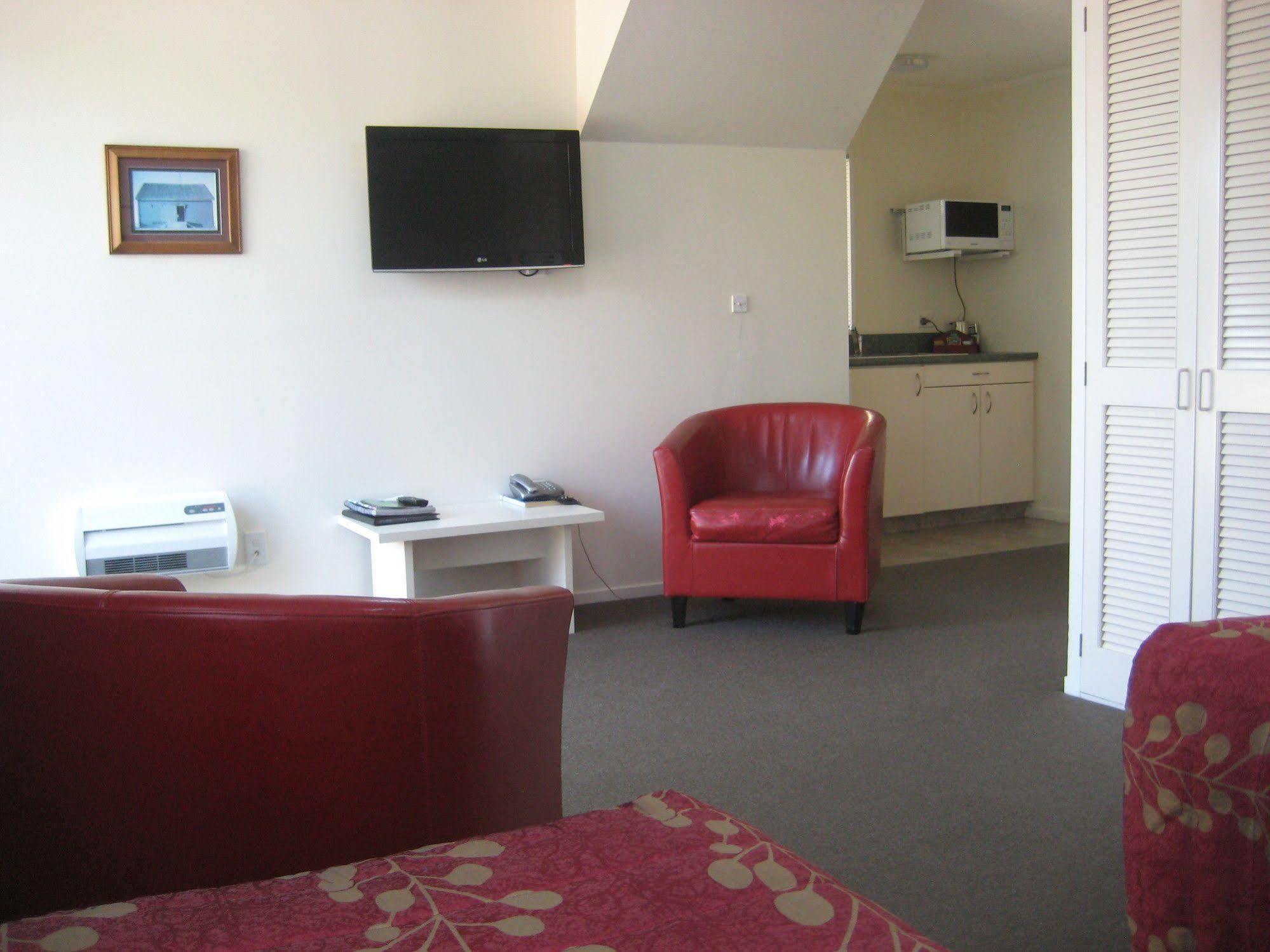 755 Regal Court Motel Dunedin Eksteriør bilde
